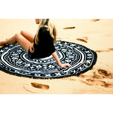 Load image into Gallery viewer, The Queen Of The Beach - Round Beach Towel with Fringe
